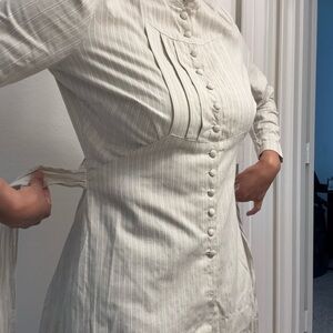 Vintage The J Peterman Company Button Up, tie back.